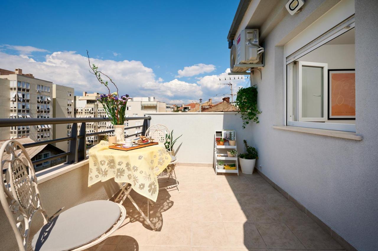 ספליט Modern & Spacious Rooftop Apartment With Natual Sunlight מראה חיצוני תמונה
